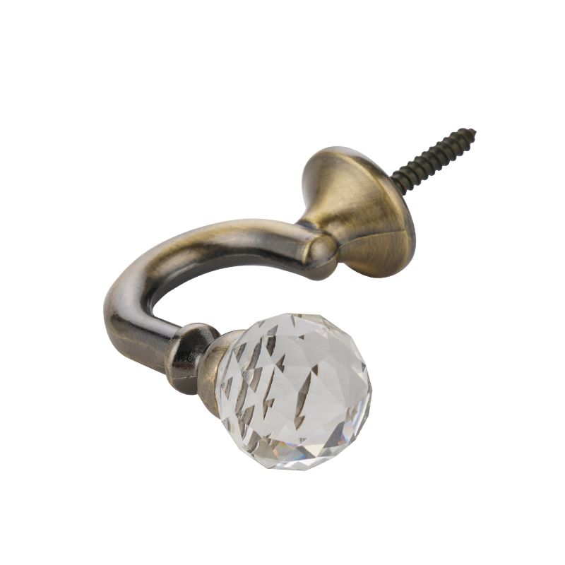 Crystal sagum hooks