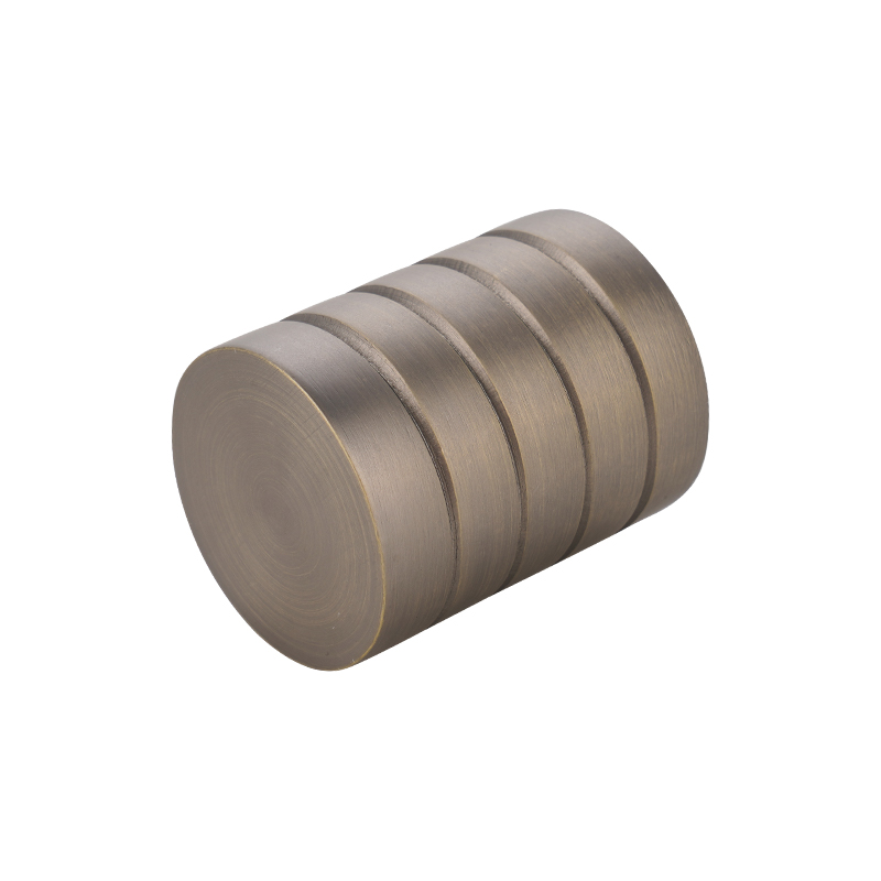Cylinder sagum finials