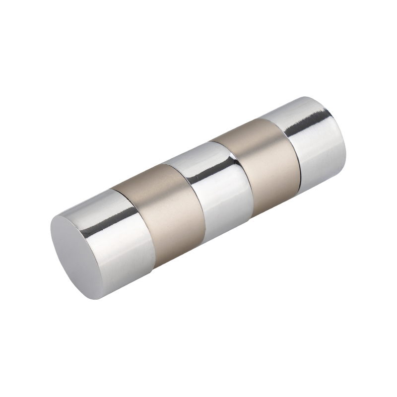 Cylinder sagum finials